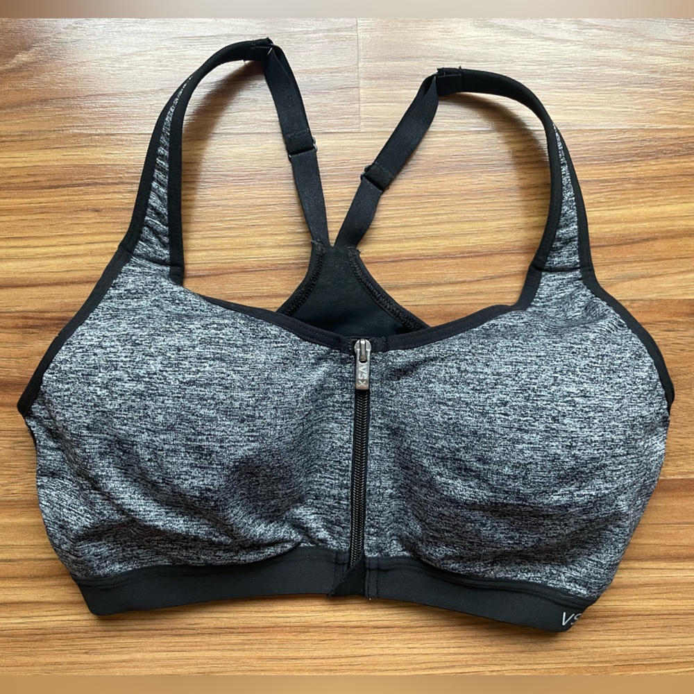 Victoria’s Secret Sports bra 34C